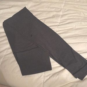 Wunder Under Lululemon Leggings.